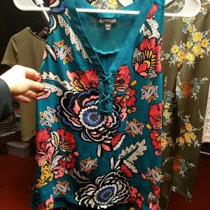 Express floral tank top